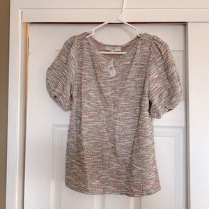 Puffed short sleeve top